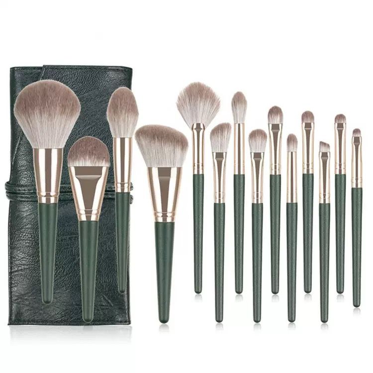 Elegant Makeup Brush Collection Featuring Soft Wool Fibers & Sleek Metallic Design - 7 of 8