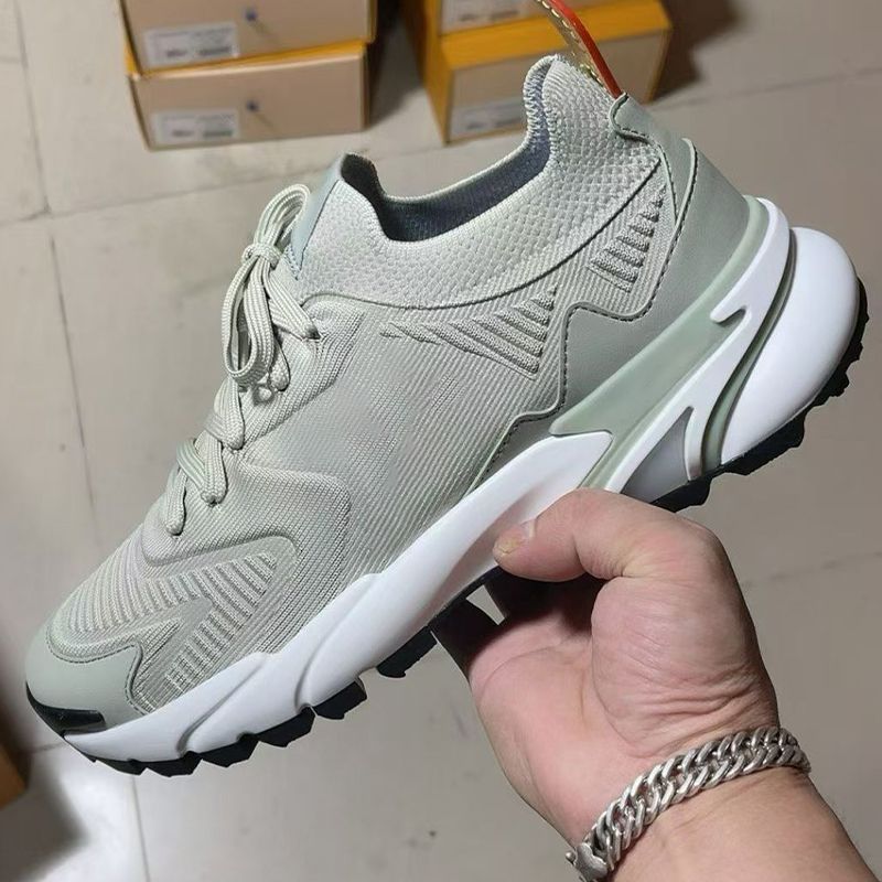Top Quality Men Designer Sneakers L Runner Tatic Sneaker Wavelight Knitted Running Shoes Calf Leather Men Loafers Trainers Fashion Pleated Penny Loafer Casual 892 - 5 of 8